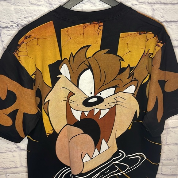 Vintage Taz Looney Tunes Overprint Tee - Picture 6 of 8